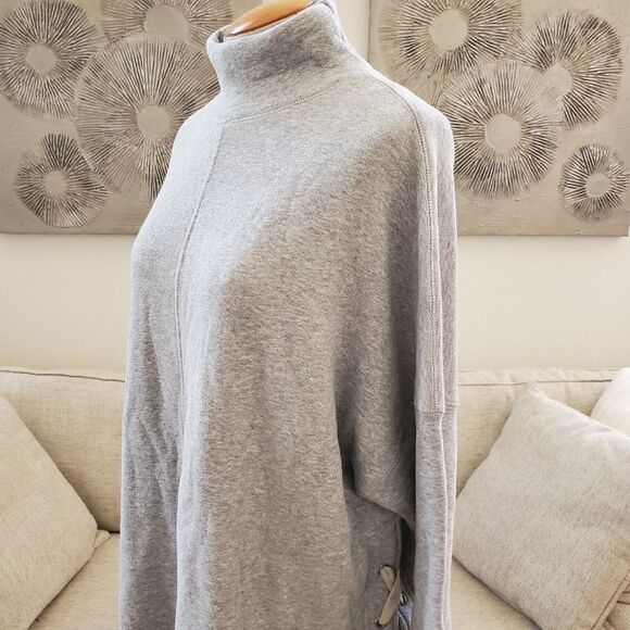Free People 'So Plush' Lace-Up Pullover Sweatshirt - size Medium in Heather Grey - Picture 7 of 14